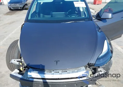 2022 Tesla Model Y Performance Dual Motor All-Wheel Drive z USA, uszkodzony, nr VIN 7SAYGDEF5NF404605